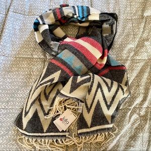 Lulla Scarf